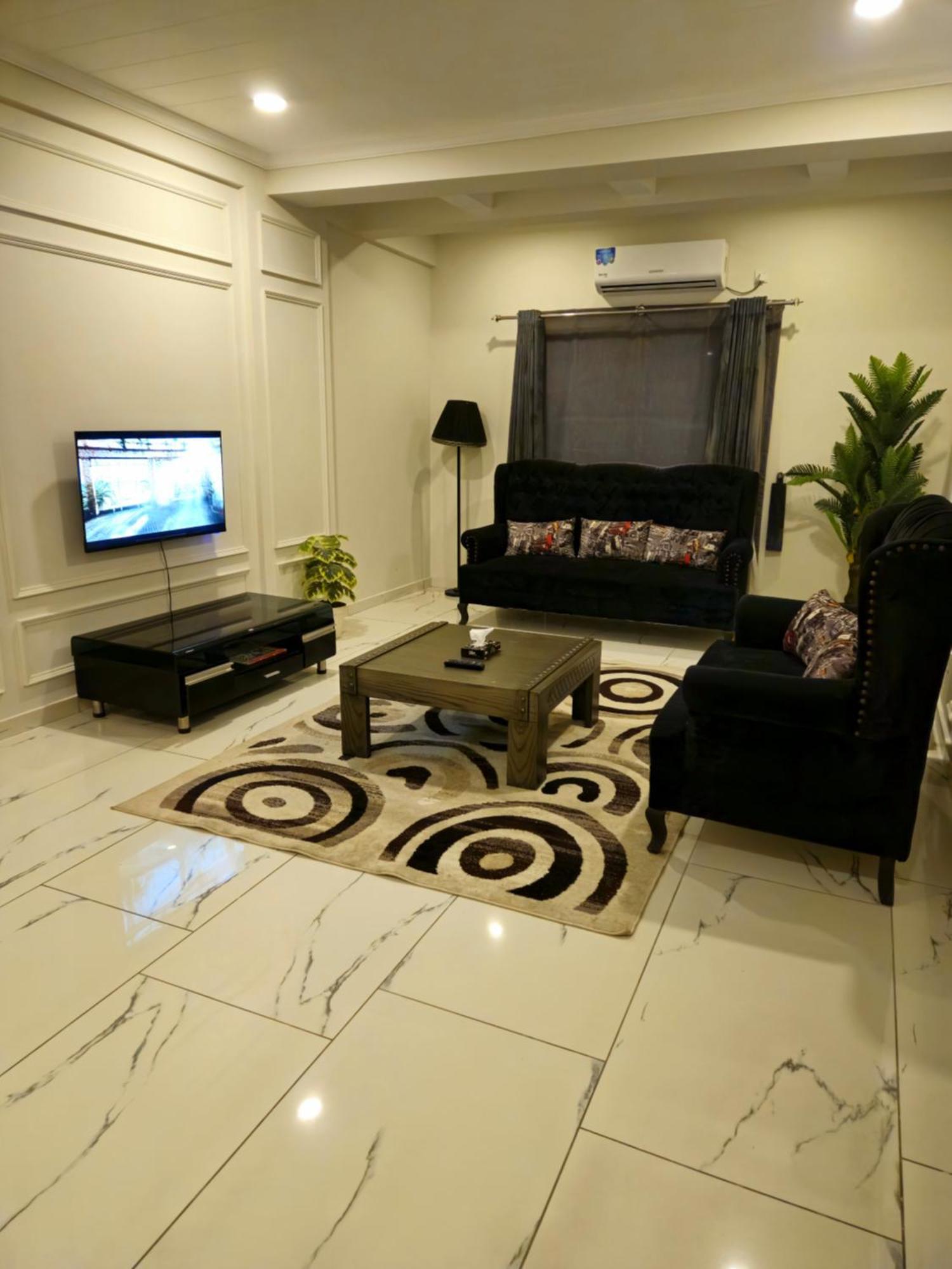 Aesthetic Scenic Luxurious Apartment - Bahria Heights Rawalpindi Zewnętrze zdjęcie