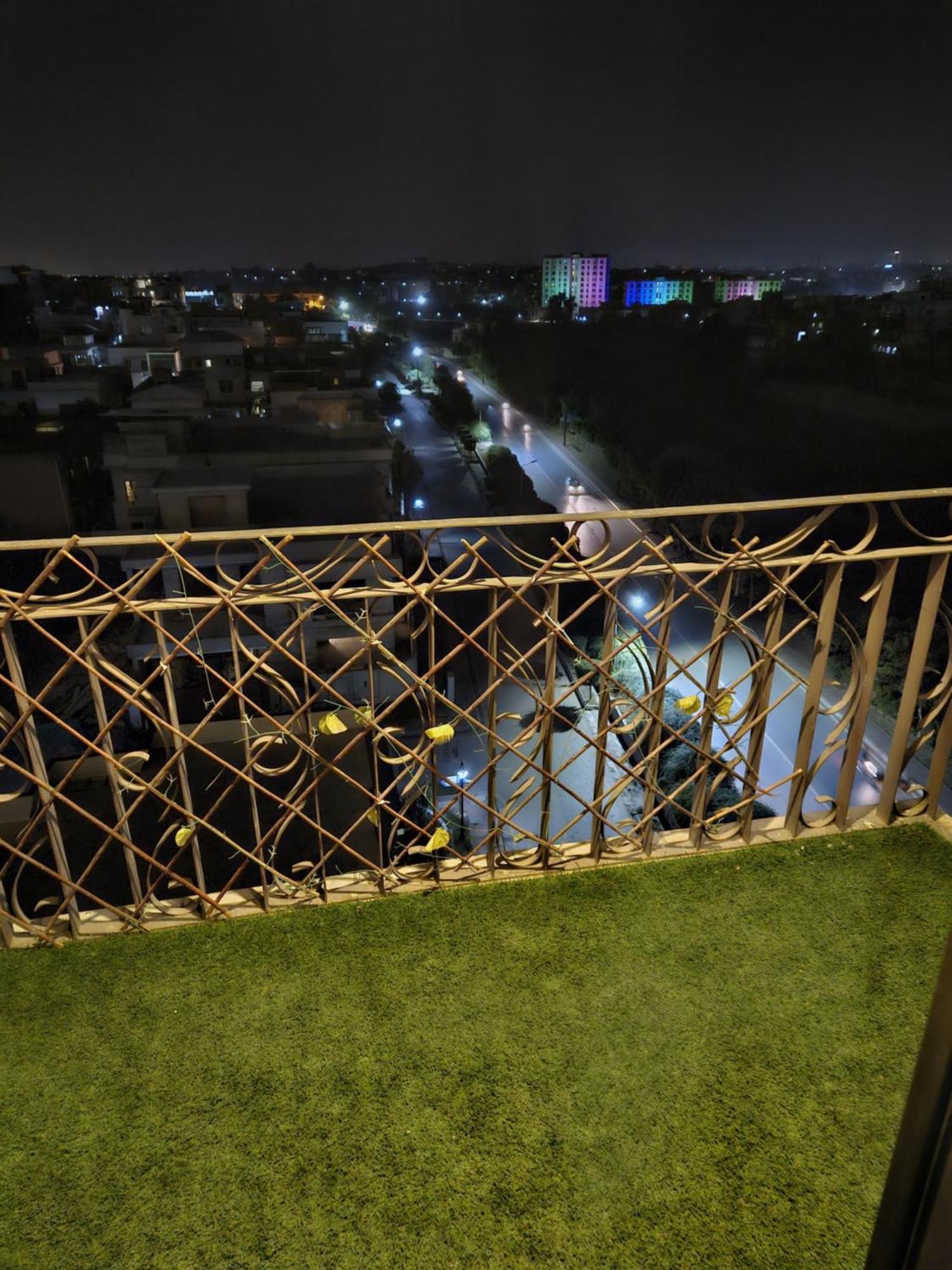 Aesthetic Scenic Luxurious Apartment - Bahria Heights Rawalpindi Zewnętrze zdjęcie